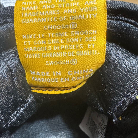 Nike Air Jordan 1 Retro High Size 4.5Y 575441-701 - Picture 9 of 10